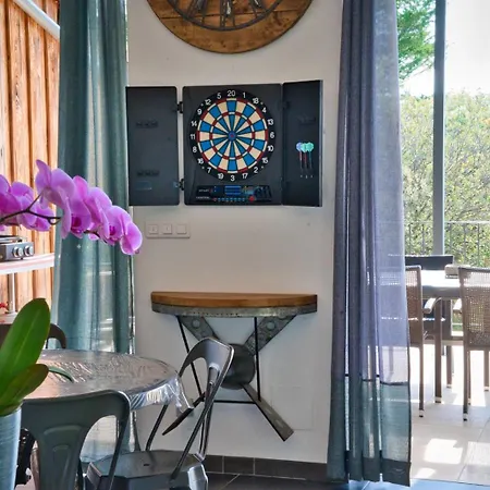 Maison Atypique Avec Piscine Le Loft 248 *