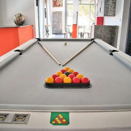 Villa Maison Atypique Avec Piscine Le Loft 248 Saint-Quentin-la-Poterie