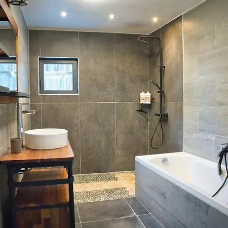 Villa Maison Atypique Avec Piscine Le Loft 248
