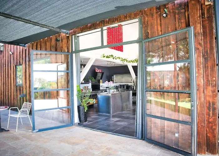 Villa Maison Atypique Avec Piscine 